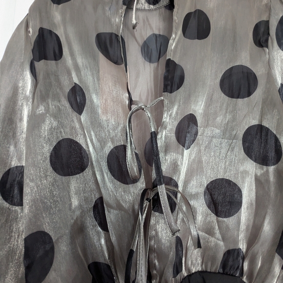 BNWT Missguided Size 2 Gold Metallic Polka Dot Open/Tie-Back Bodysuit Blouse - Picture 6 of 14
